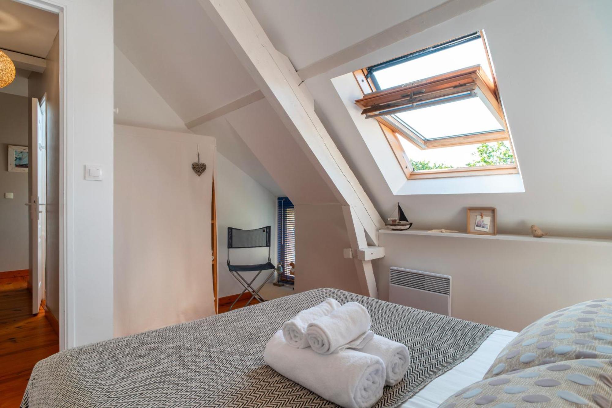 La Libellule - Charmante Maison Avec Jardin A Sene Exterior foto